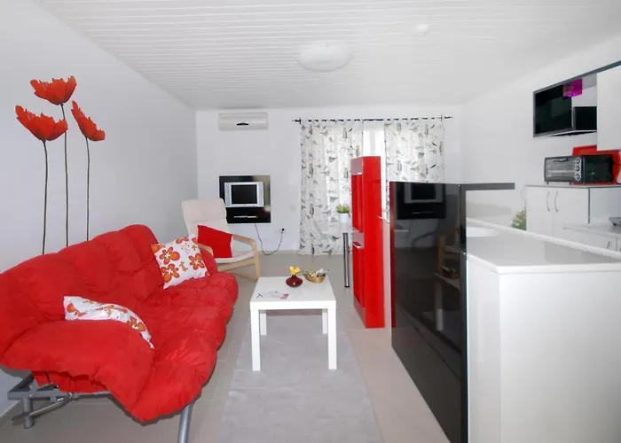 Апартаменты Vela Garden